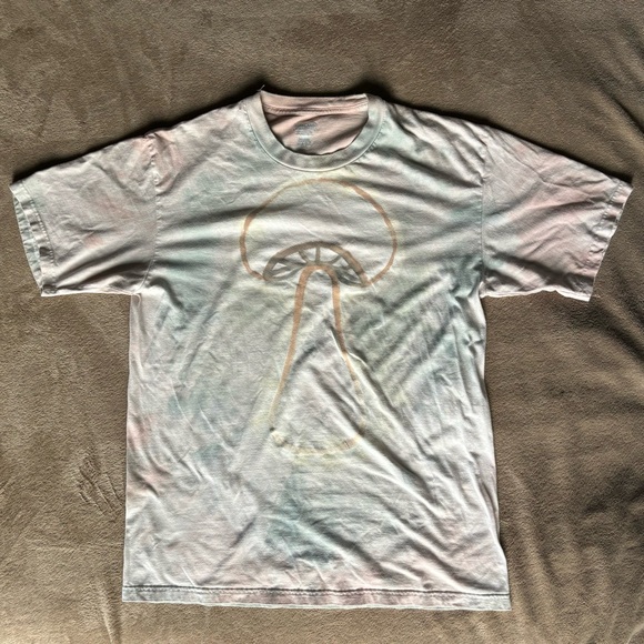 Neutral Tone Mushroom Tshirt Size XL Hand Painted - Picture 3 of 6